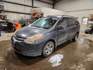 Toyota Sienna CE 3.3L 6 2006