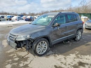 Volkswagen Tiguan S 2.0L 4 2012