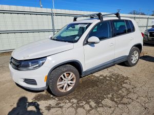 Volkswagen Tiguan S 2.0L 4 2013