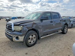 Toyota Tundra CREWMAX SR5 4.6L 8 2011