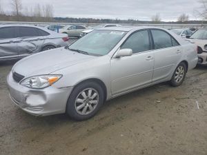 Toyota Camry LE 2.4L 4 2002
