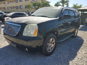 GMC Yukon DENALI 6.2L 8 2007