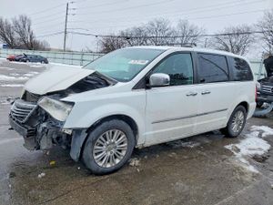 Chrysler Town & Country LIMITED 3.6L 6 2014