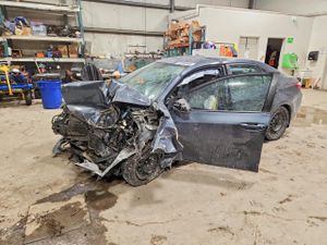 Toyota Corolla L 1.8L 4 2015