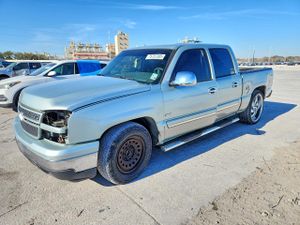 Chevrolet Silverado 1500 C1500 4.8L 8 2006