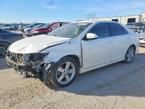 Toyota Camry L 2.5L 4 2014