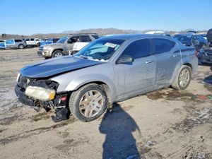 Dodge Avenger SE 2.4L 4 2013
