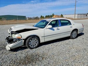 Lincoln Town Car SIGNATURE LIMITED 4.6L 8 2005