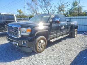 GMC Sierra K3500 DENALI 6.6L 8 2015