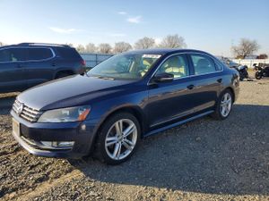 Volkswagen Passat SE 2.0L 4 2013