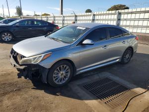 Hyundai Sonata SPORT 2.4L 4 2015