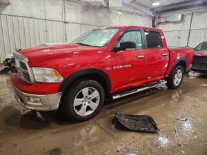 Dodge RAM 5.7L 8 2011