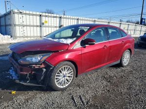 Ford Focus TITANIUM 2.0L 4 2014