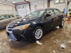 Toyota Camry LE 2.5L 4 2015
