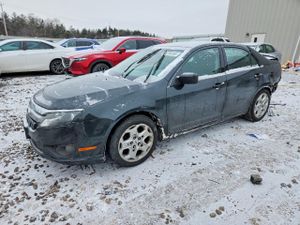 Ford Fusion SE 2.5L 4 2010
