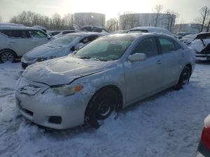 Toyota Camry BASE 2.5L 4 2010