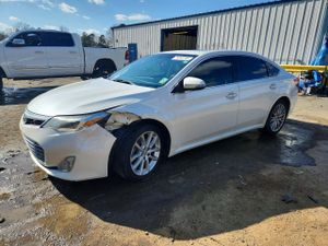 Toyota Avalon BASE 3.5L 6 2013