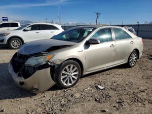Toyota Camry HYBRID 2.5L 4 2013