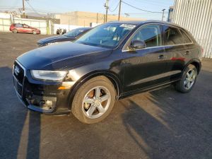 Audi Q3 PREMIUM PLUS 2.0L 4 2015