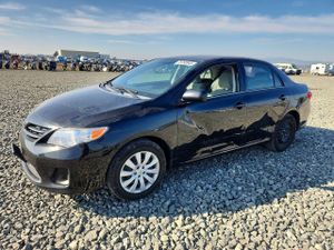 Toyota Corolla BASE 1.8L 4 2013