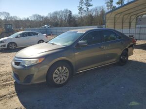 Toyota Camry L 2.5L 4 2014