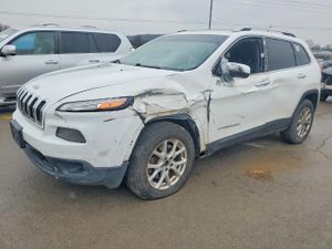 Jeep Cherokee LATITUDE 2.4L 4 2015