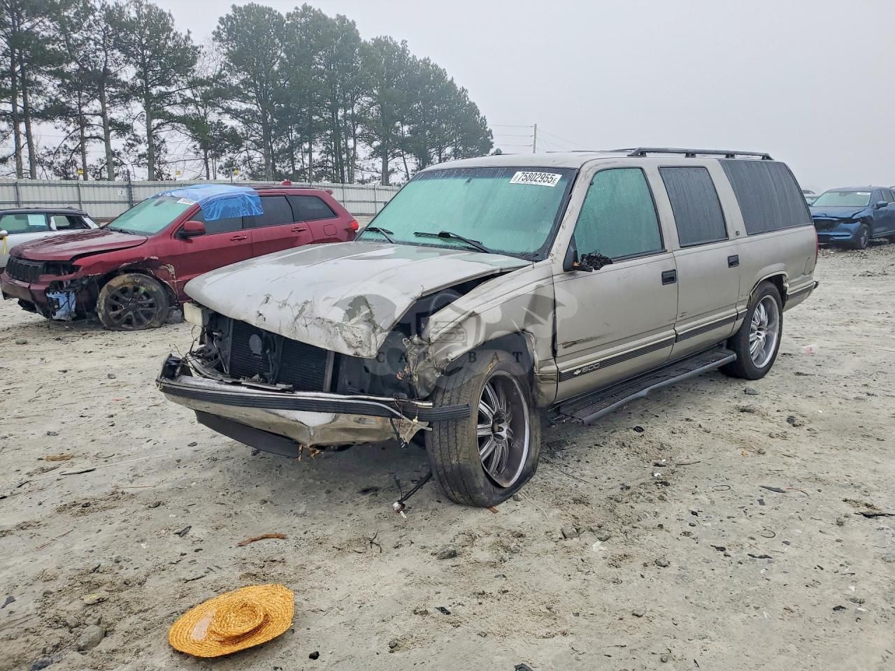 Chevrolet Suburban C1500 5.7L 8 1999