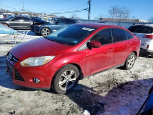 Ford Focus SE 2.0L 4 2012