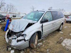 Chrysler Town & Country LX 3.3L 6 2005