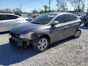 Nissan Sentra S 1.8L 4 2015