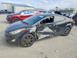 Hyundai Elantra GLS 1.8L 4 2013