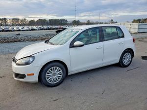 Volkswagen Golf 2.5L 5 2014