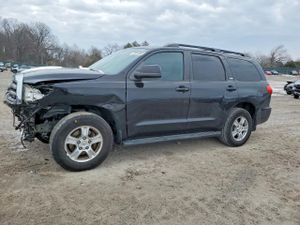 Toyota Sequoia SR5 5.7L 8 2013