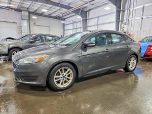 Ford Focus SE 2.0L 4 2015