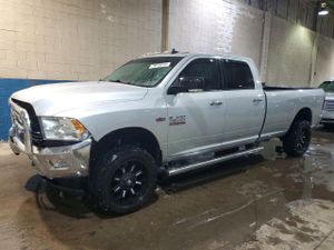 RAM 2500 SLT 6.4L 8 2015