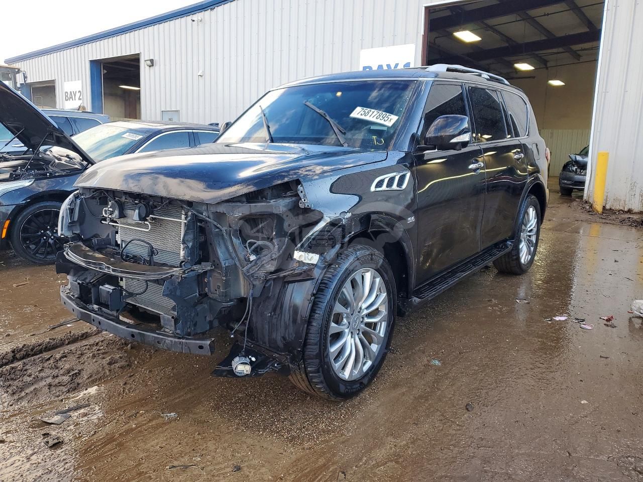 Infiniti QX80 5.6L 8 2015
