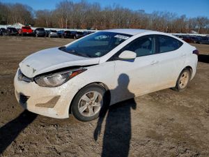 Hyundai Elantra SE 1.8L 4 2015