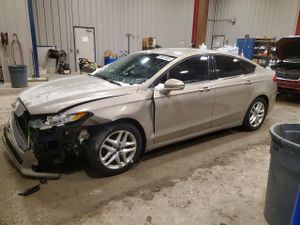 Ford Fusion SE 2.5L 4 2015