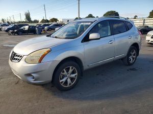 Nissan Rogue S 2.5L 4 2011