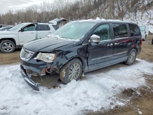 Chrysler Town & Country TOURING L 3.6L 6 2014