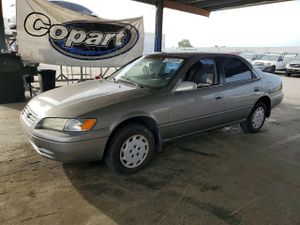 Toyota Camry CE 2.2L 4 1999