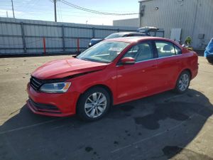 Volkswagen Jetta SE 1.8L 4 2015