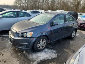 Chevrolet Aveo (Sonic) LT 1.8L 4 2012