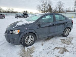 Chevrolet Aveo (Sonic) LS 1.8L 4 2012