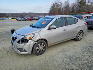Nissan Versa S 1.6L 4 2015