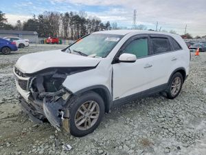Kia Sorento LX 2.4L 4 2015