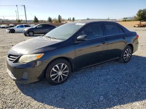 Toyota Corolla BASE 1.8L 4 2013