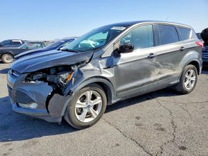 Ford Escape SE 2.5L 4 2015