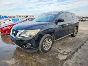 Nissan Pathfinder S 3.5L 6 2014