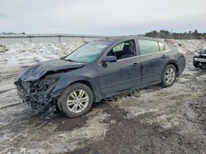 Nissan Altima BASE 2.5L 4 2011